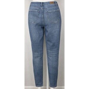 Judy Blue Relaxed Fit Jeans Womens 3/26 Mid Rise Soft Stretch Denim Light Wash